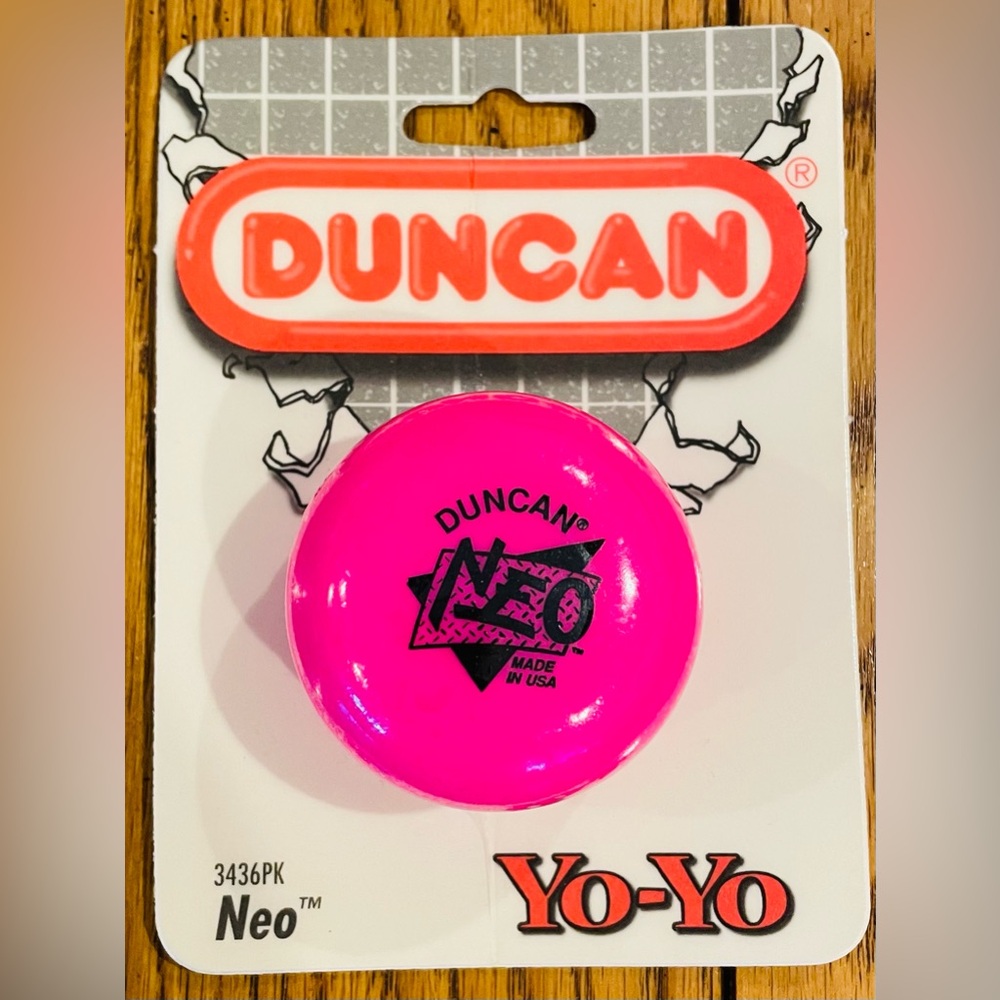 NEW Vintage DUNCAN NEO Pink Yo-Yo, made in USA